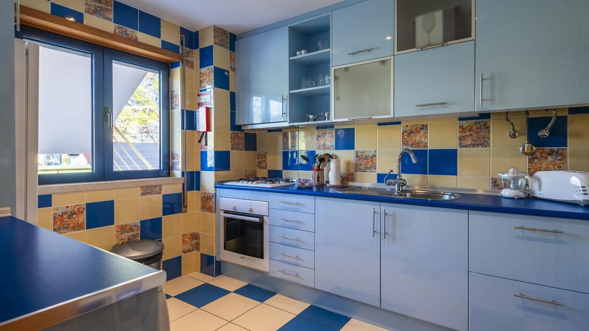 Marina Orada Apartment With Pool - 900M From The Beach Albufeira Portugal