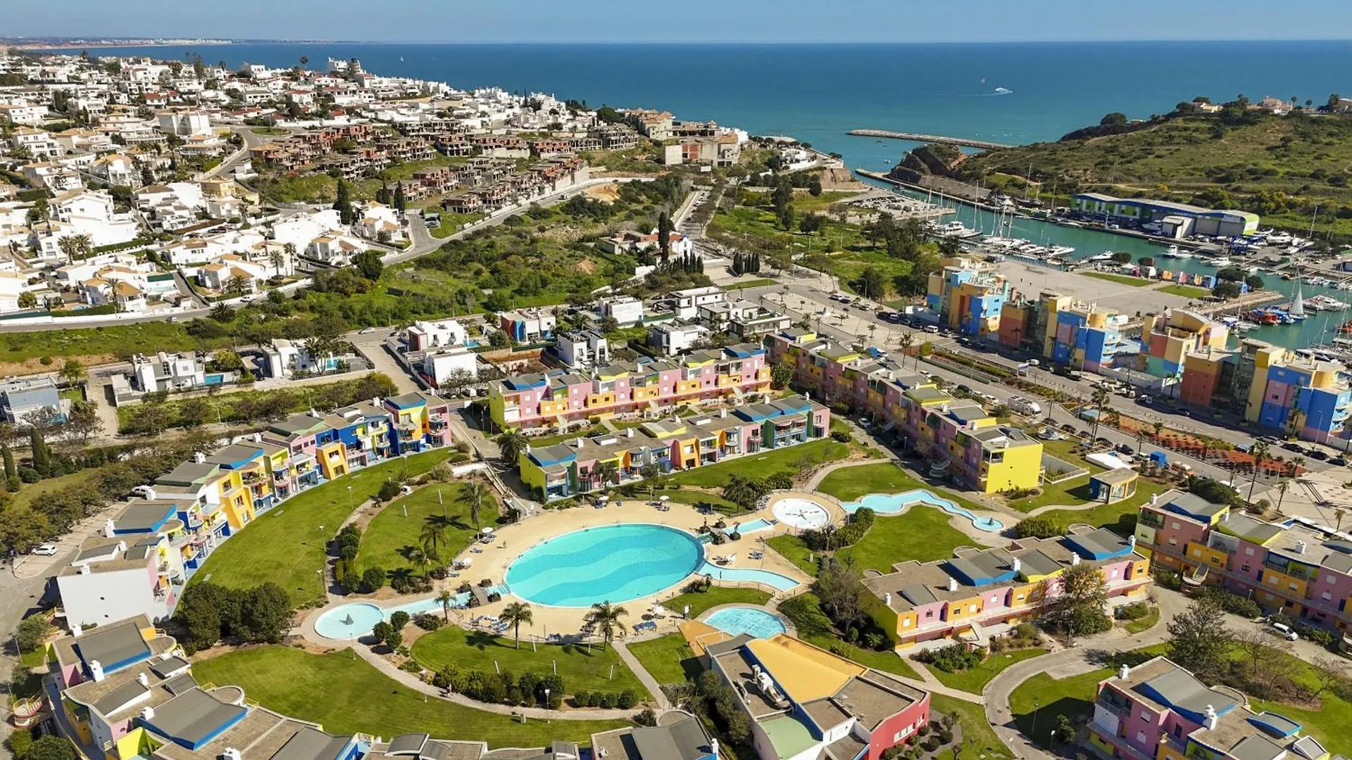 Marina Orada Apartment With Pool - 900M From The Beach Albufeira